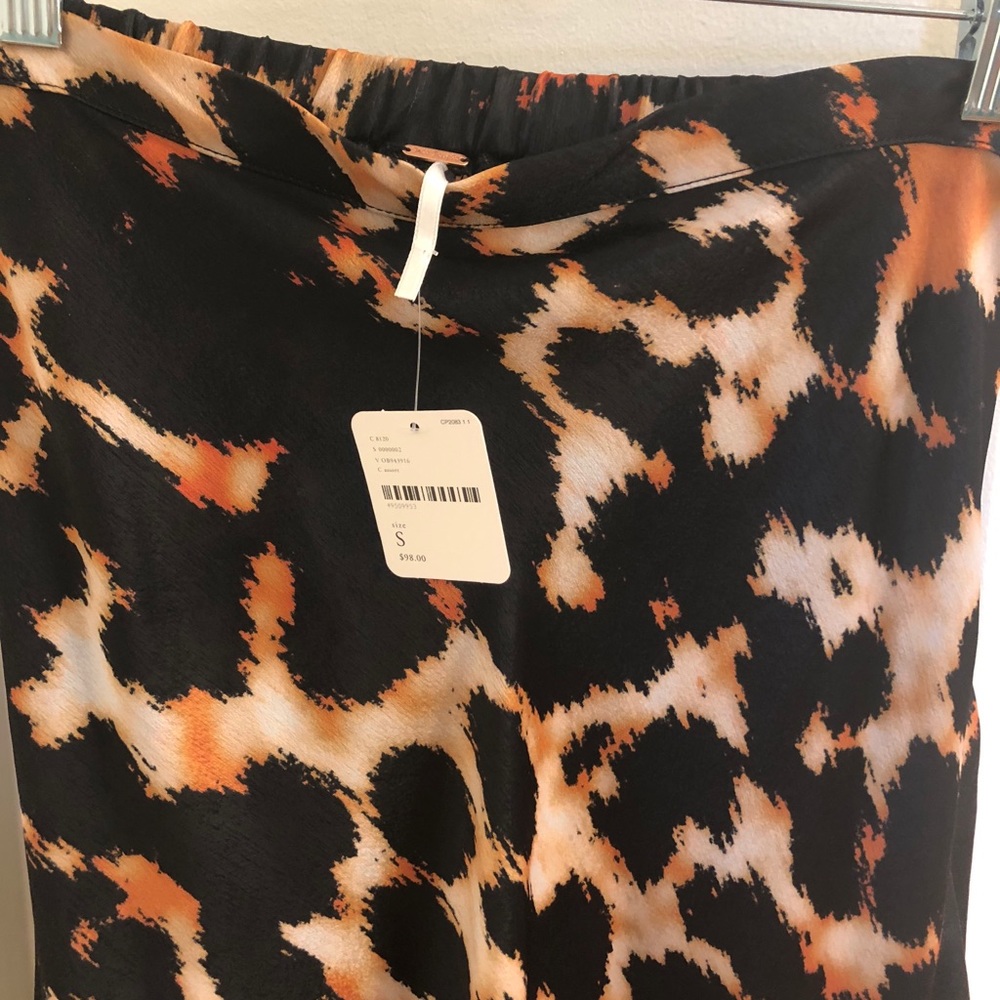 Free People leopard print midi skirt.  Never Worn!
